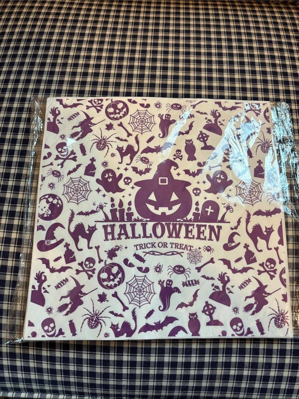 Halloween Trick or Treat wax paper  in Purple & Cream NWT